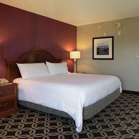 Hilton Garden Inn Auburn Riverwatch Exterior photo