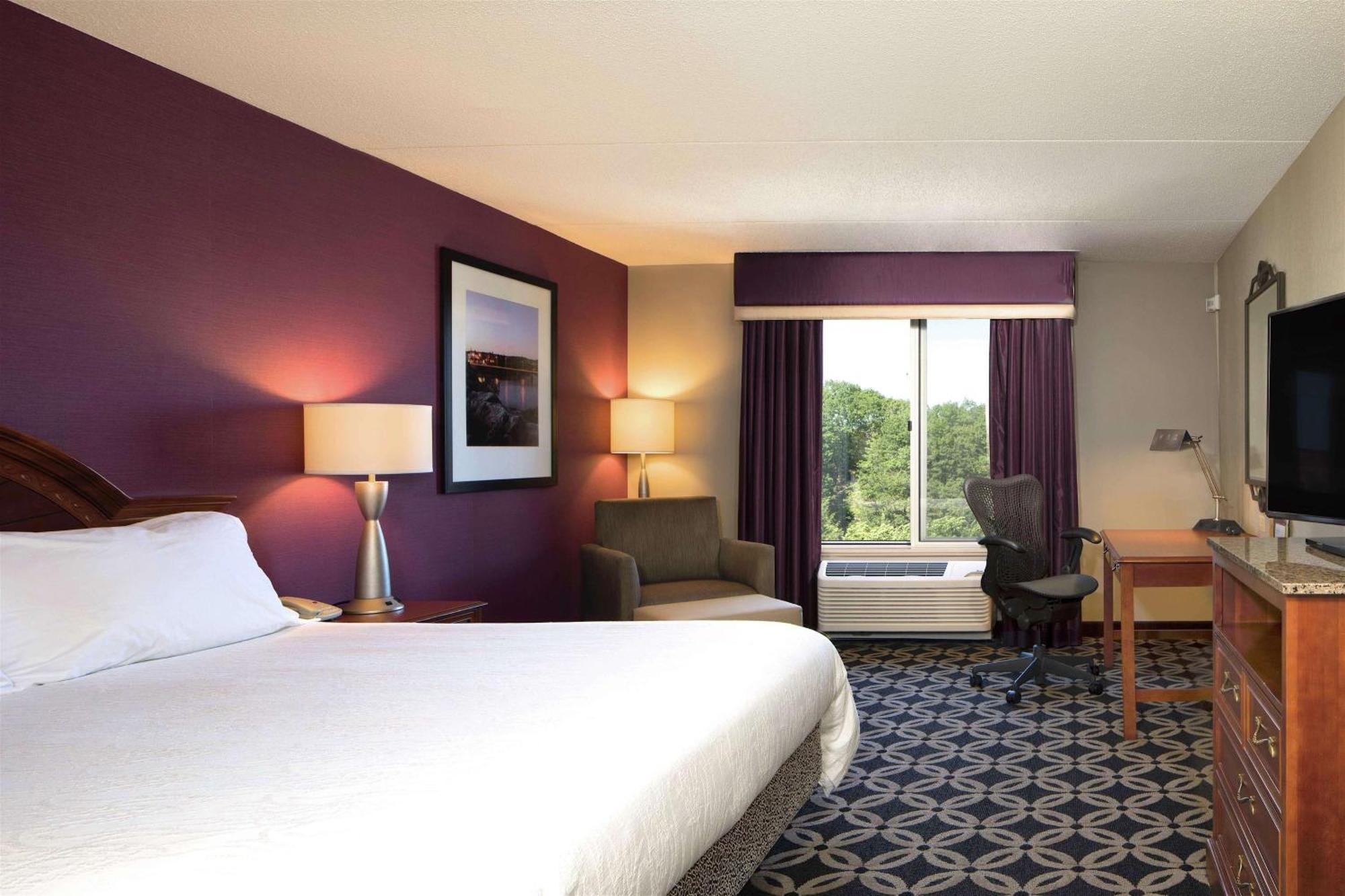 Hilton Garden Inn Auburn Riverwatch Exterior photo