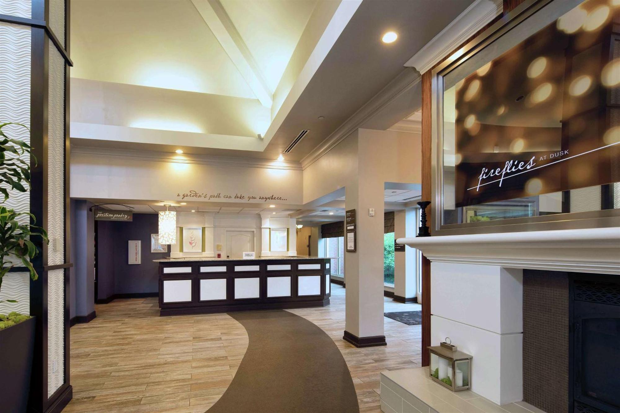 Hilton Garden Inn Auburn Riverwatch Exterior photo