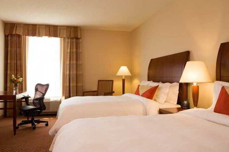 Hilton Garden Inn Auburn Riverwatch Exterior photo